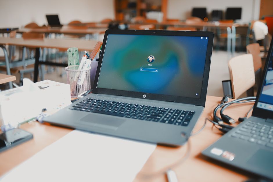 Webentwicklung mit HTML, CSS und JavaScript
